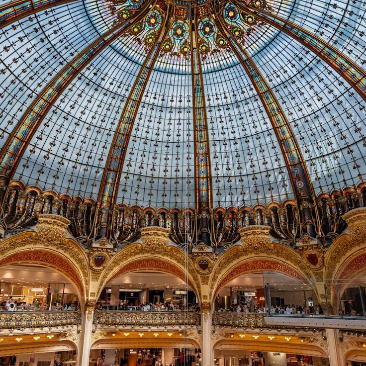 Dining out as an expat family in France